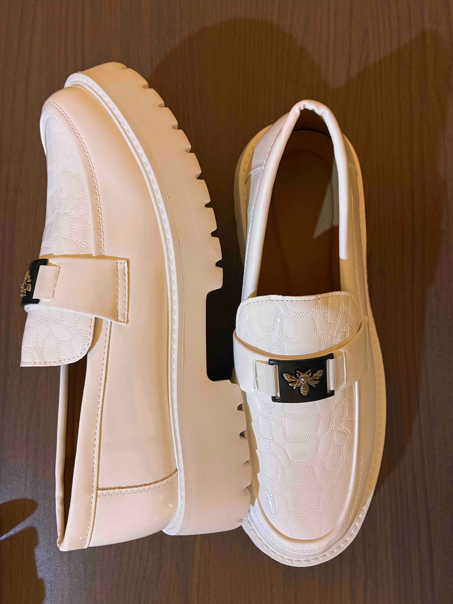 Mocassins italiens cuir verni — édition Bee